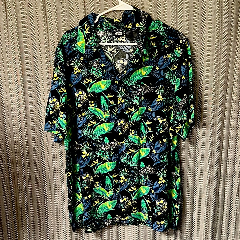Large, Mens Button Up Star Wars T-Shirt